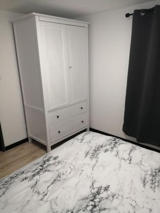 Appartement Tout Proche De Bourg-En-Bresse Peronnas Exterior foto