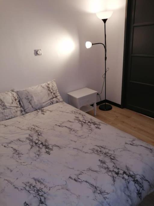 Appartement Tout Proche De Bourg-En-Bresse Peronnas Exterior foto